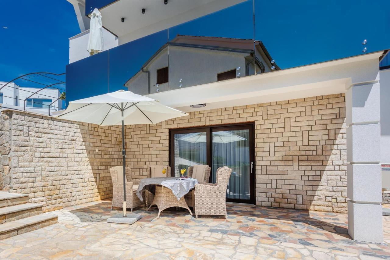 Apartments Petra Krk Veglia Exterior foto