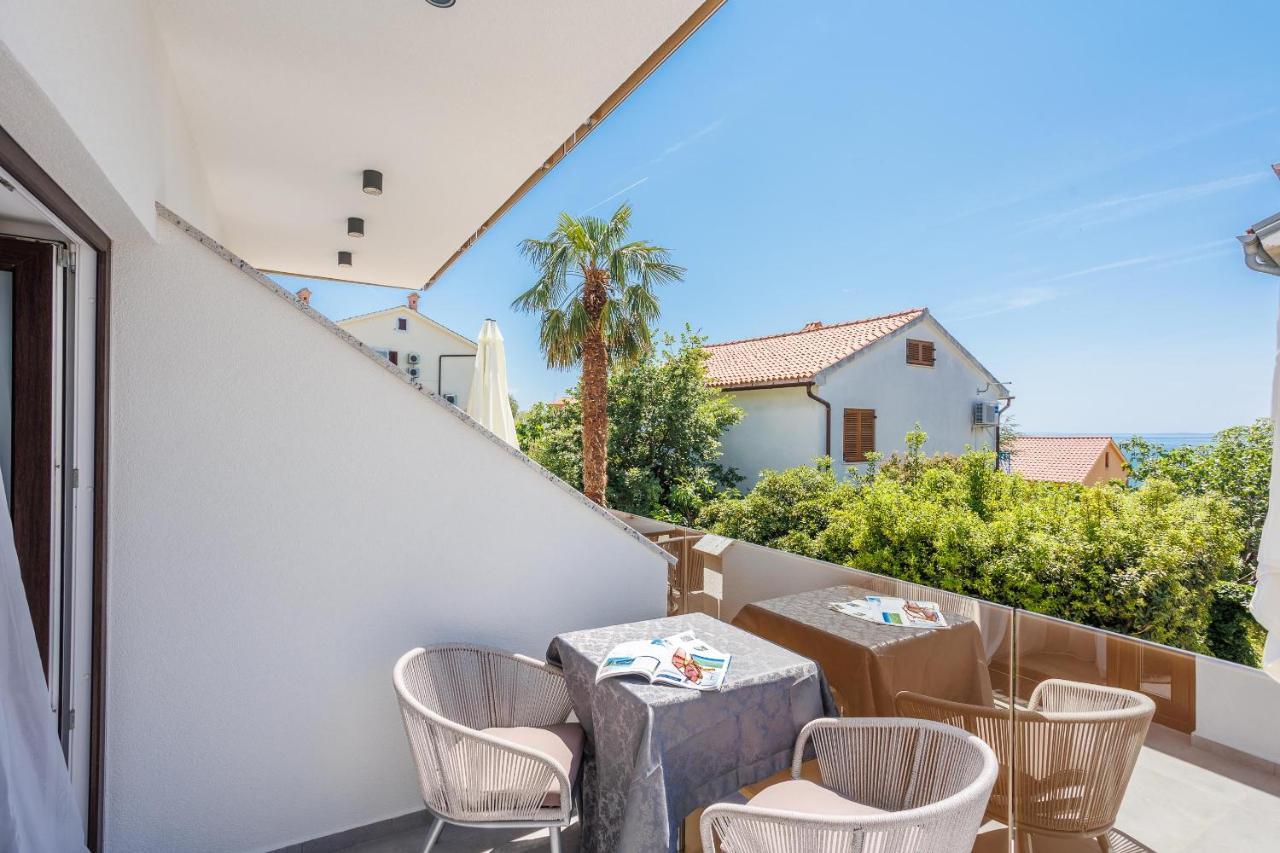 Apartments Petra Krk Veglia Exterior foto