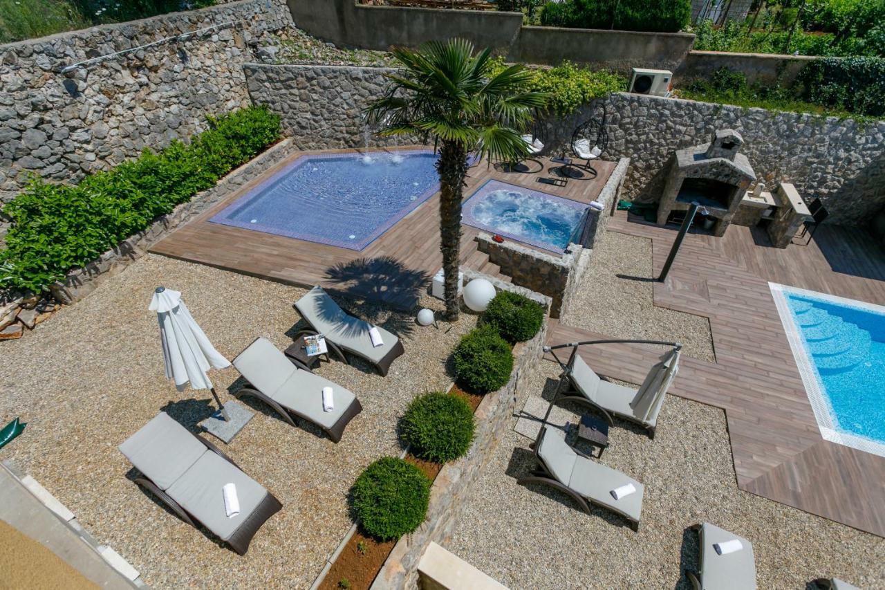 Apartments Petra Krk Veglia Exterior foto